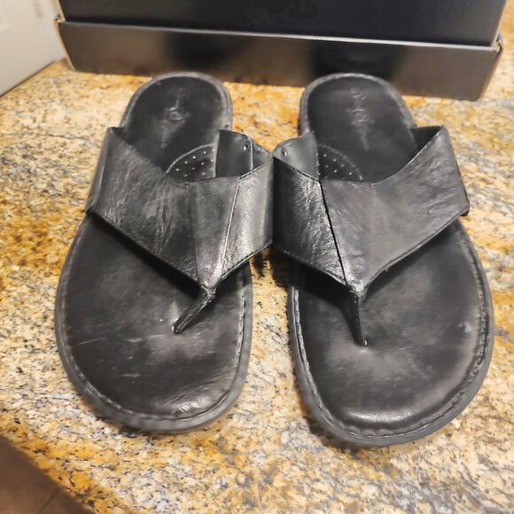 Rare Born Monroe Black Sandals Size 11 USA Model M3722